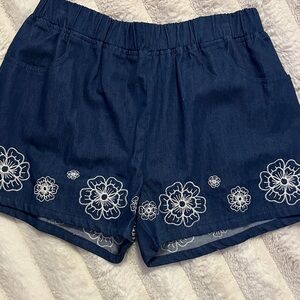 Umgee Dark Blue Jean Shorts with White Floral Embroidery